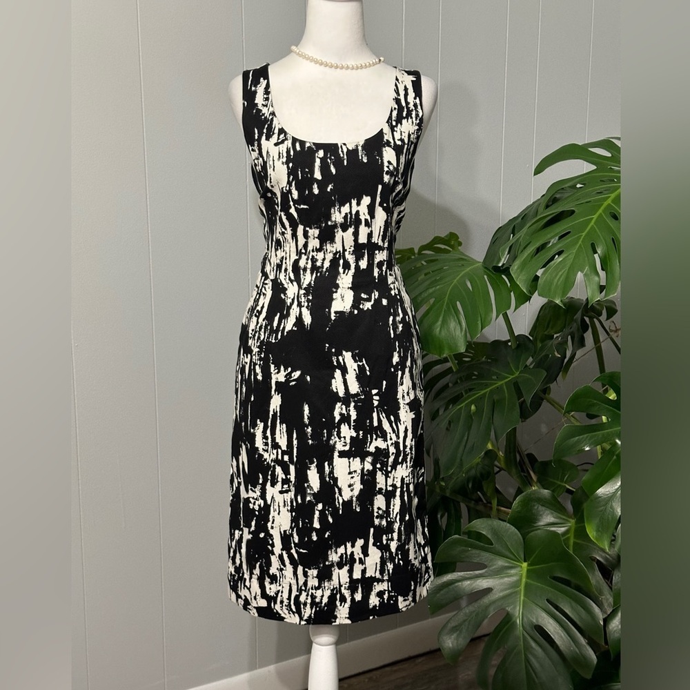 🛍️NWT. metro style black and white dress Size 4 - Picture 1 of 11
